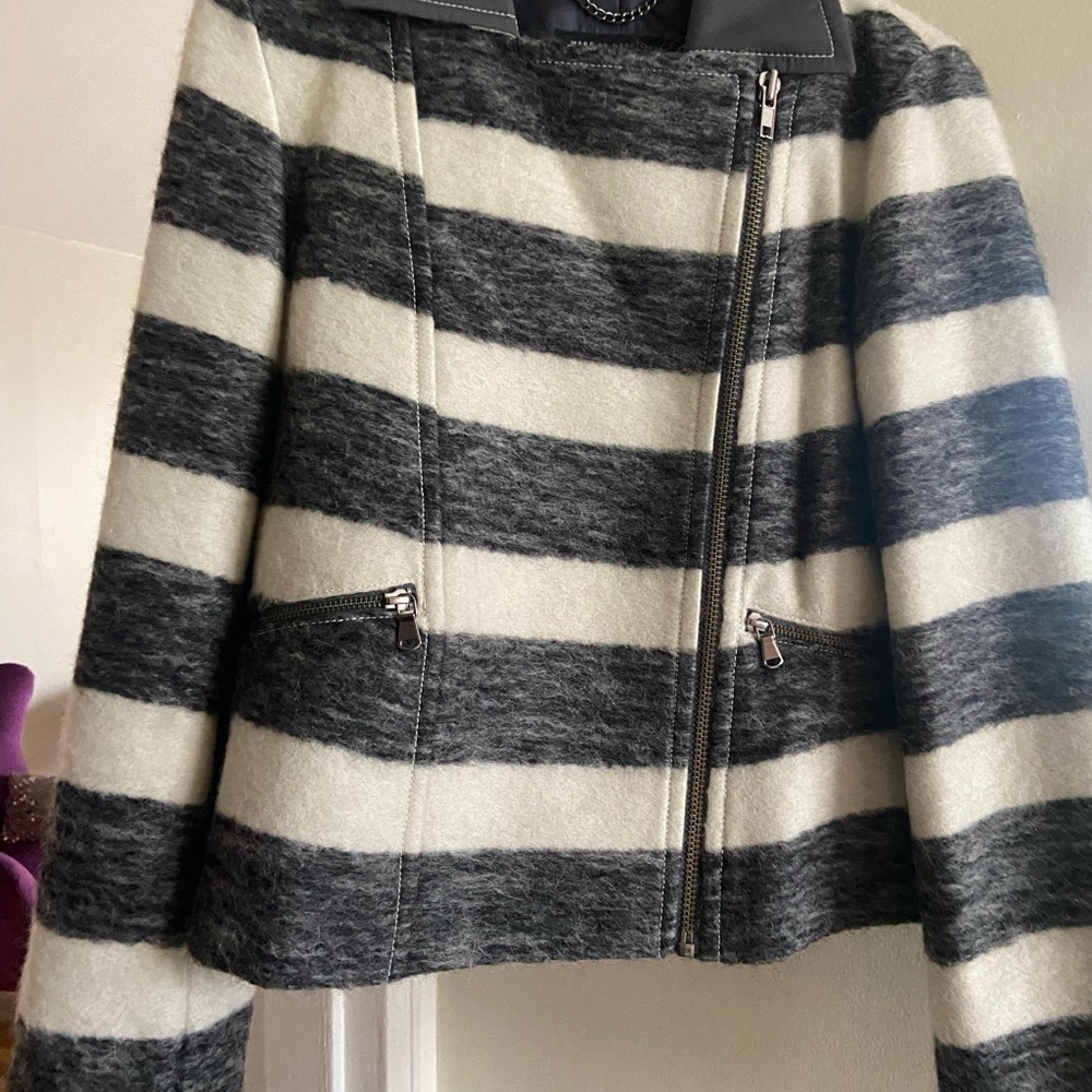 Authentic Marc Jacob Jacket Size M - image 4